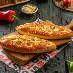 جبنة مع زعتر اخضر