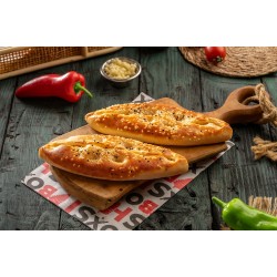 جبنة مع زعتر اخضر